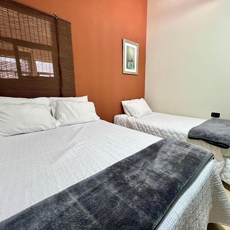 ケツァルテナンゴAmplio Apartamento, En Colonia Cerezos, Tercer Nivelアパートメント エクステリア 写真